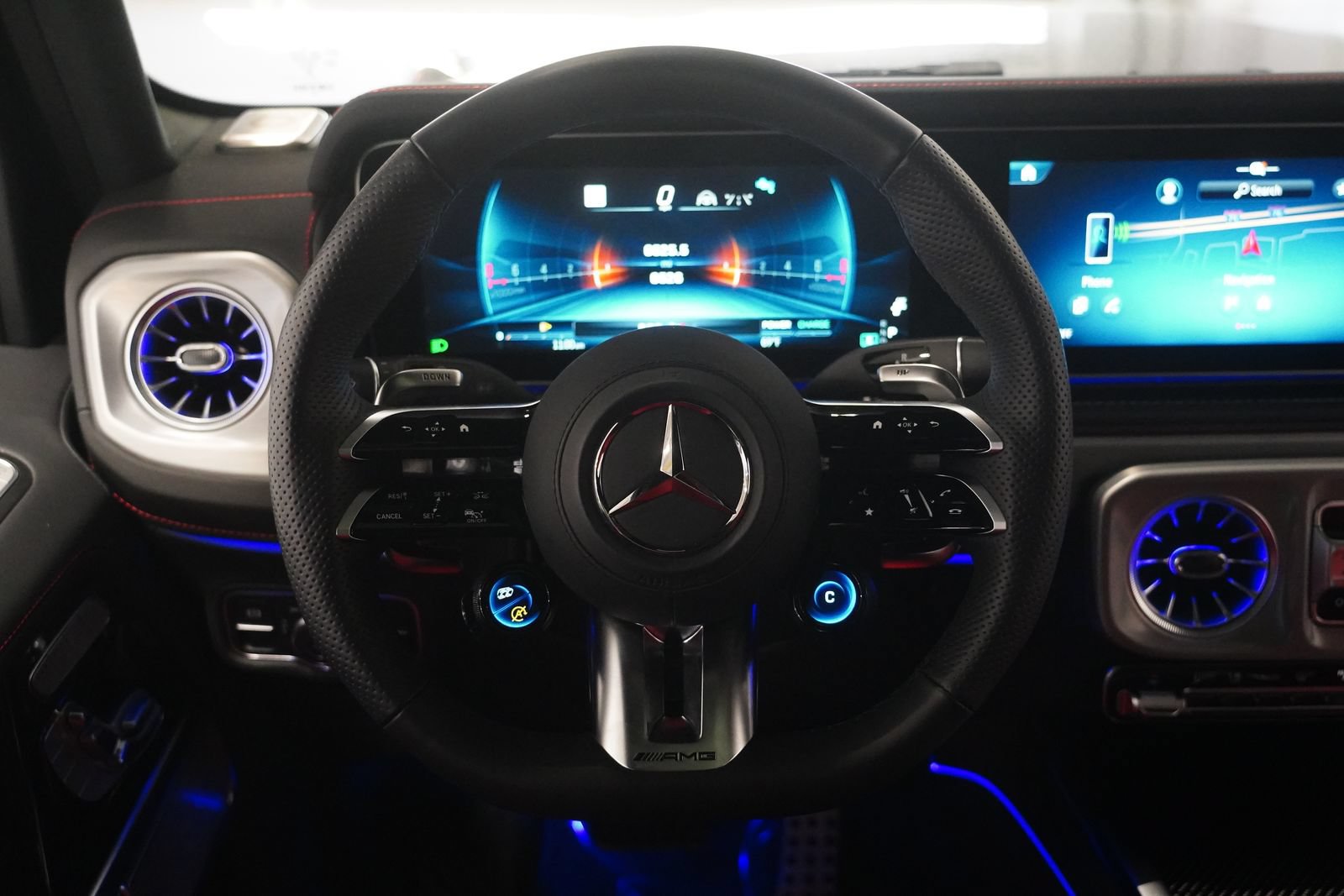 Certified 2025 Mercedes-Benz G 63 AMG 4MATIC image 15