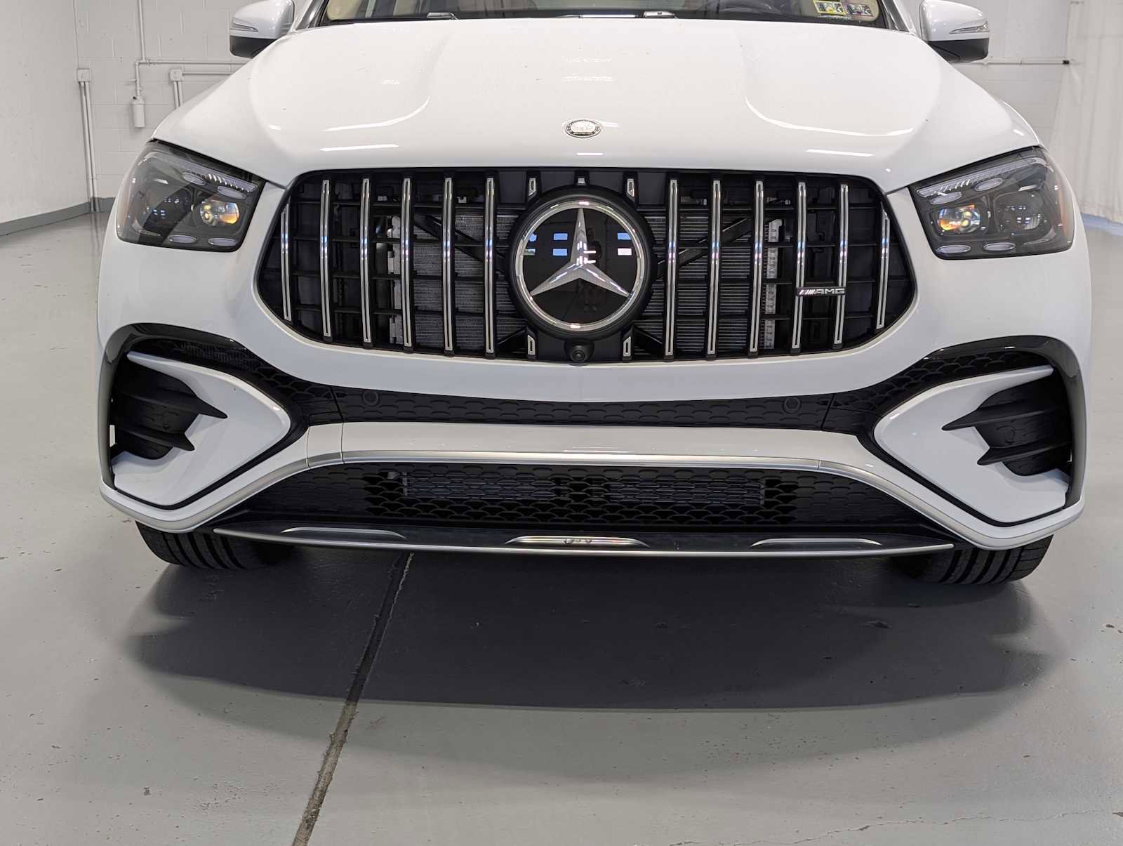 New 2026 Mercedes-Benz GLE 53 AMG 4MATIC image 2