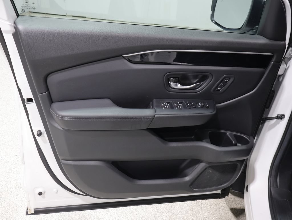 Used 2024 Honda Pilot EX-L image 12