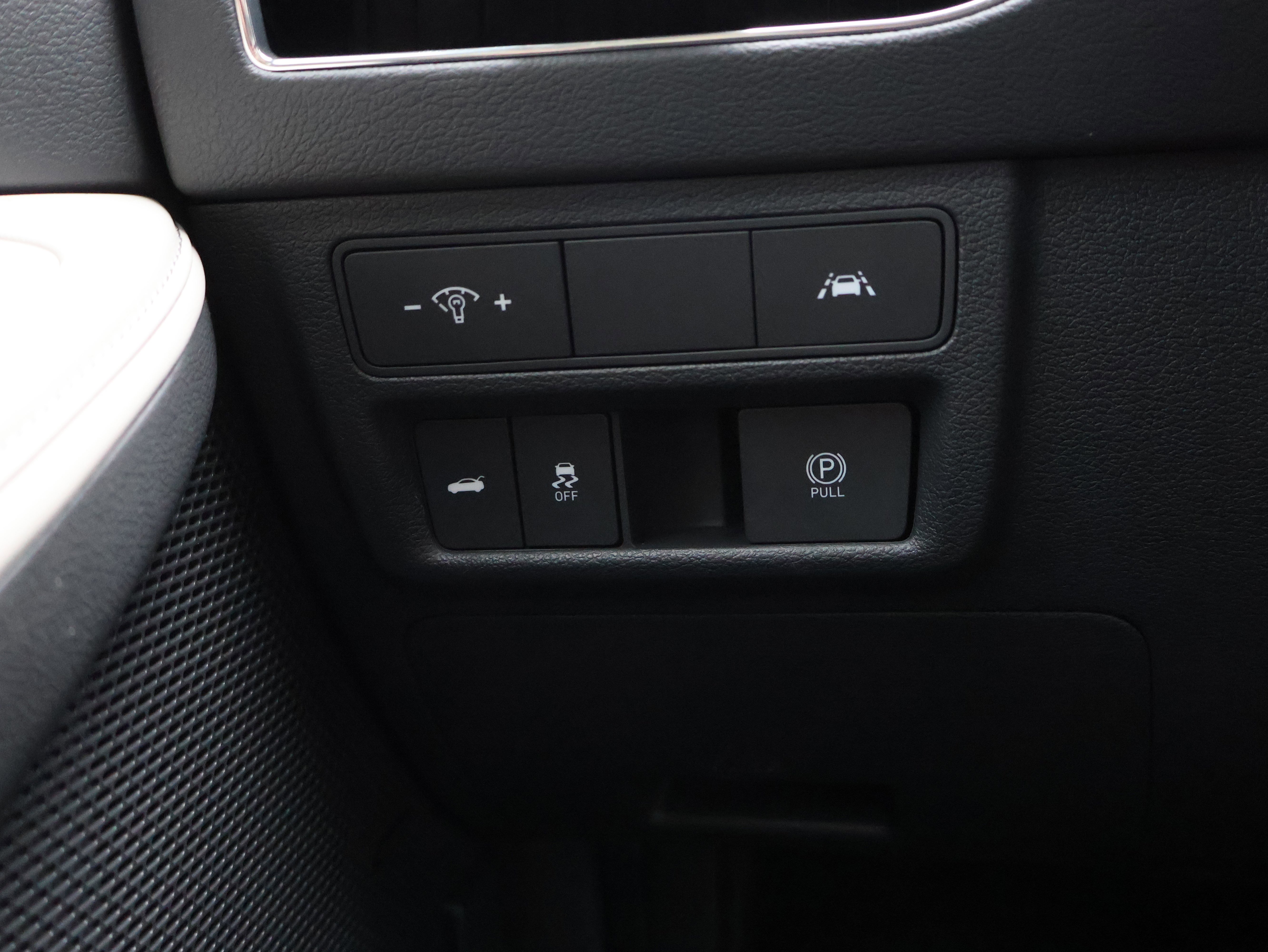 Used 2023 Hyundai Sonata Limited image 38