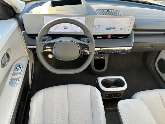 Used 2024 Hyundai Ioniq 5 Limited image 16