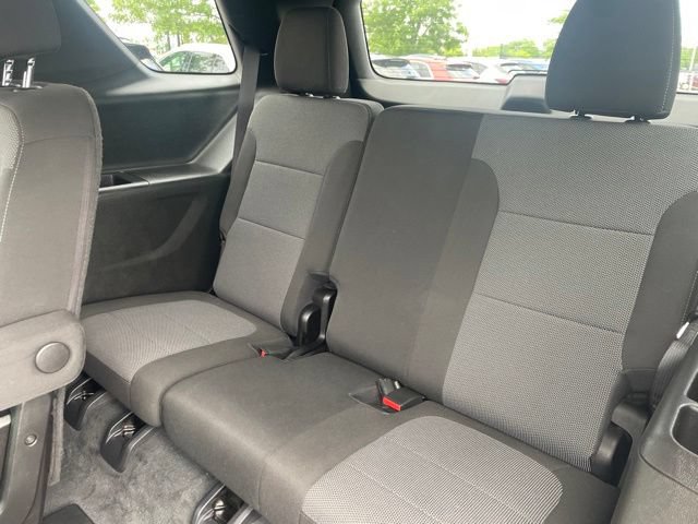 Used 2022 Chevrolet Traverse LT FWD image 6