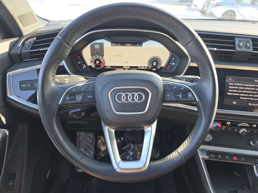 Used 2019 Audi Q3 2.0T Premium Plus w/ Premium Plus Package image 27