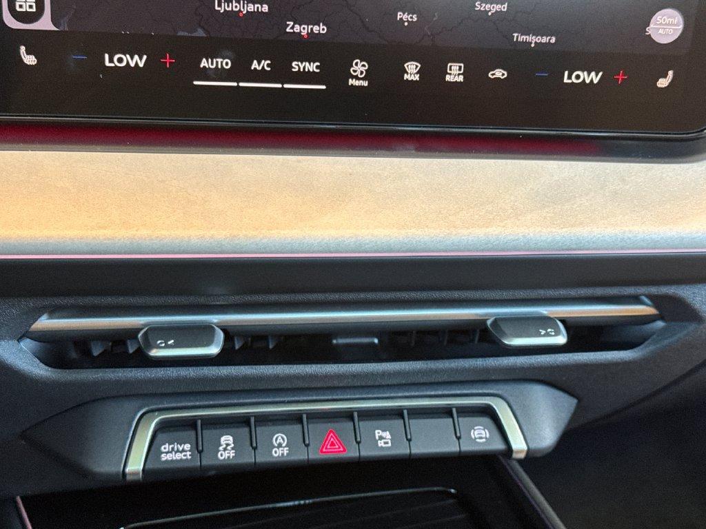 New 2026 Audi Q3 quattro 2.0T AWD/4WD image 20