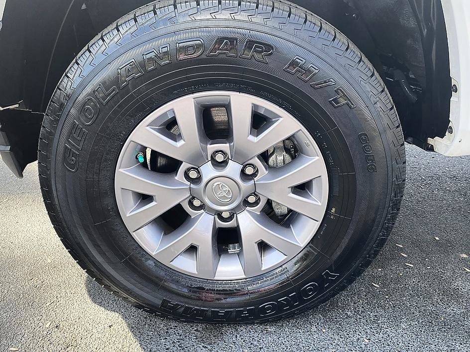 Used 2019 Toyota Tacoma SR5 image 8