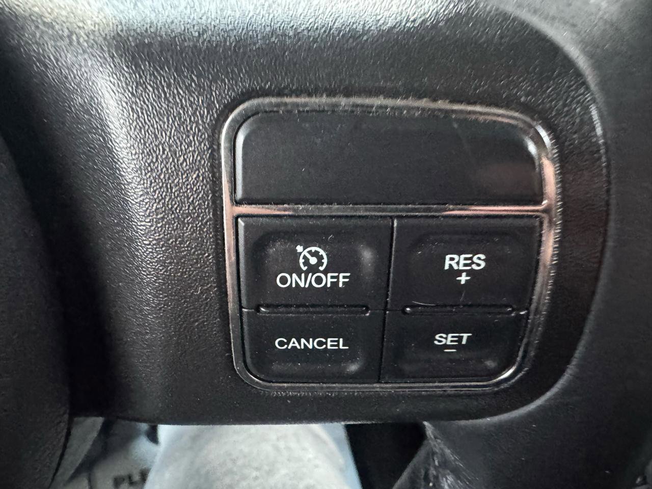 Used 2016 Jeep Patriot Latitude w/ Premium Sound Group image 17