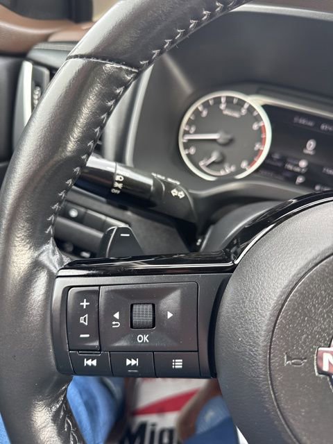 Certified 2023 Nissan Rogue SV w/ SV Premium B Package image 30