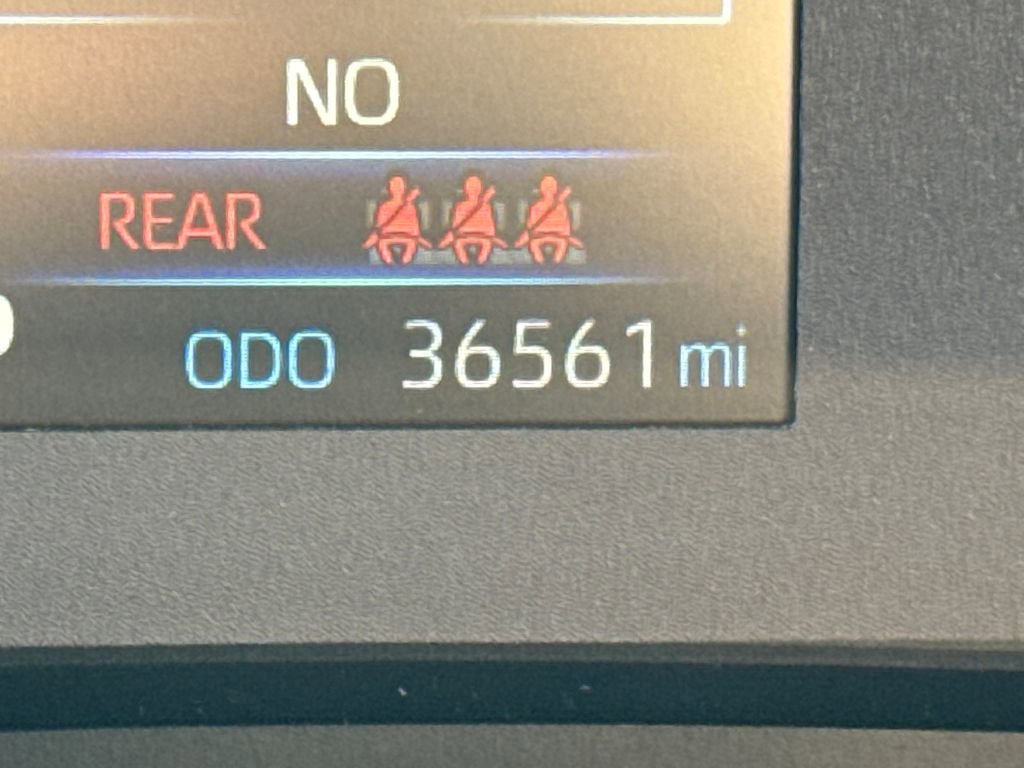 Used 2023 Toyota Corolla SE image 16