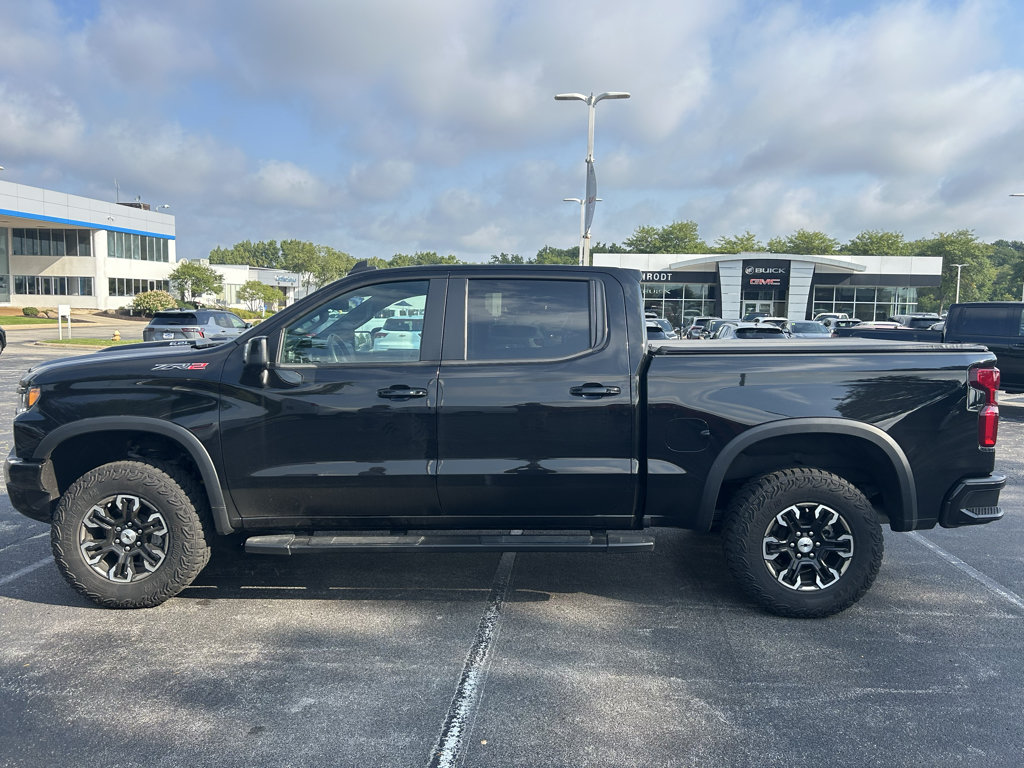 Used 2023 Chevrolet Silverado 1500 ZR2 AWD/4WD image 8