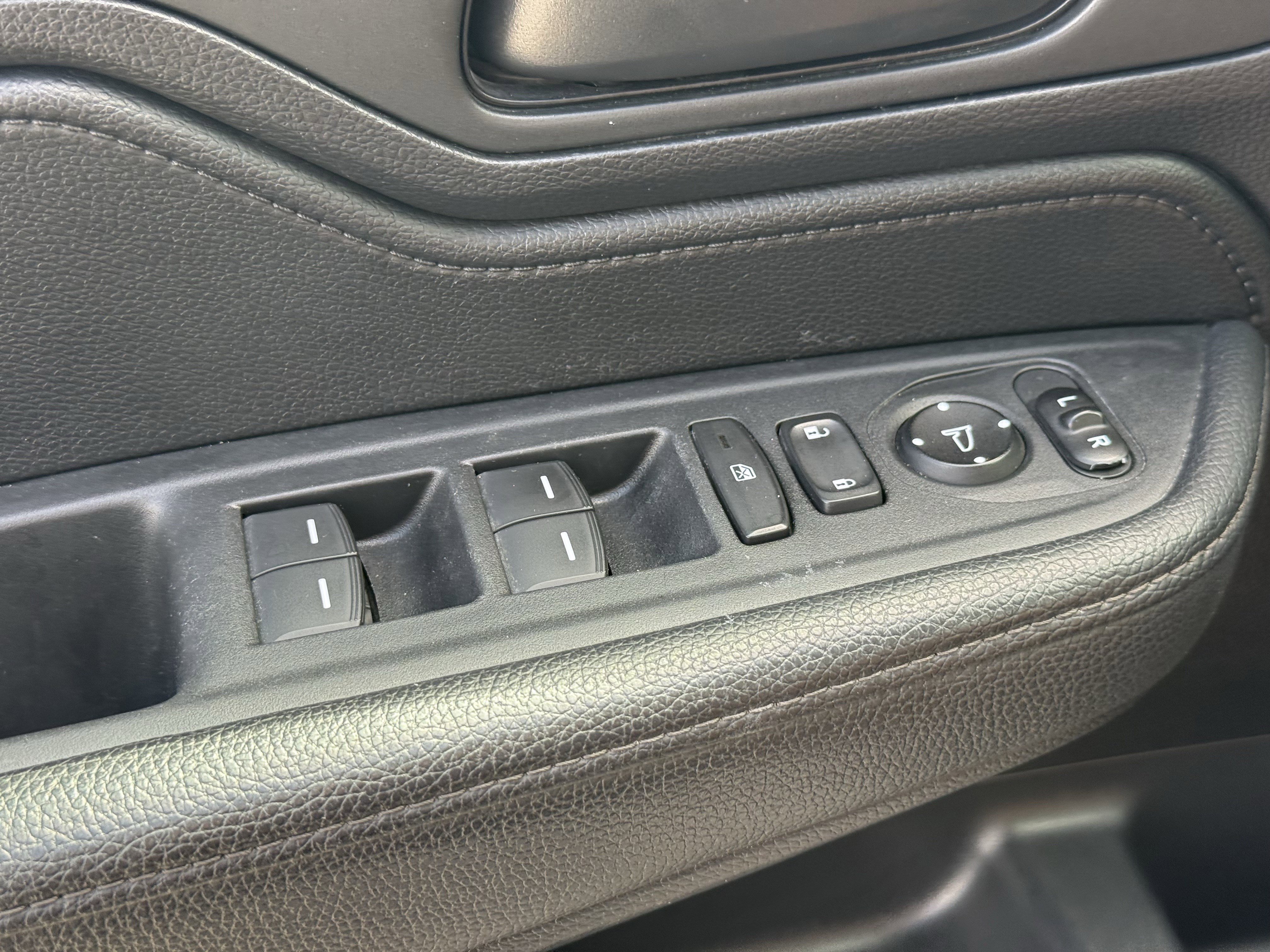 Used 2024 Honda Odyssey EX-L image 26