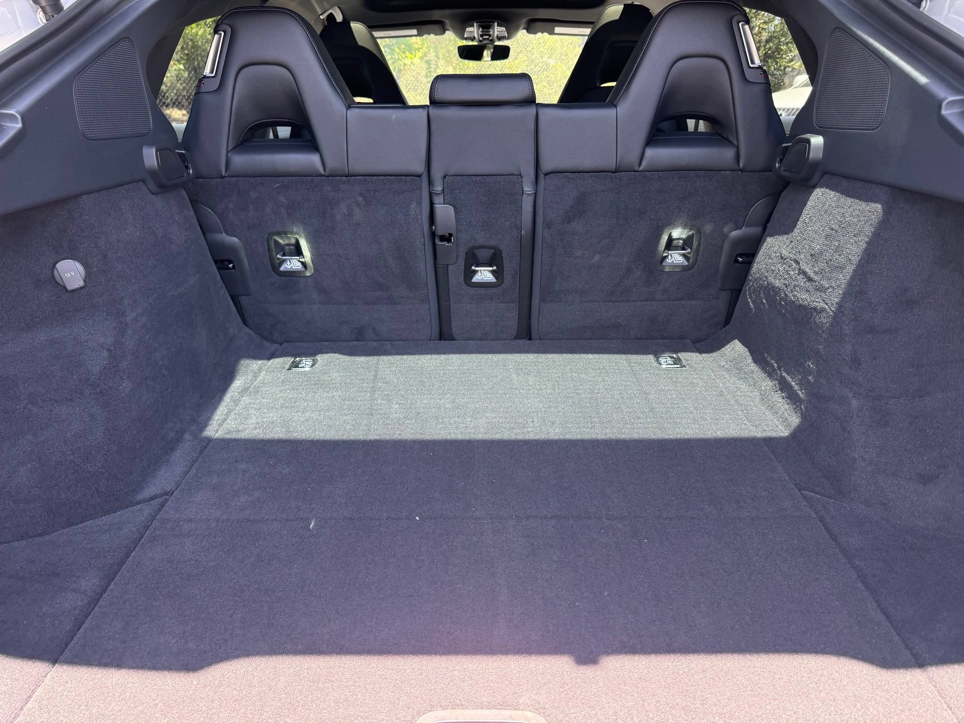 Certified 2023 Porsche Panamera Platinum Edition RWD image 33