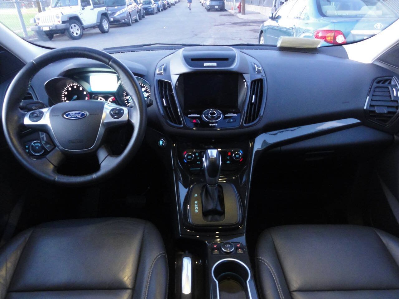 Used 2016 Ford Escape Titanium AWD/4WD image 31