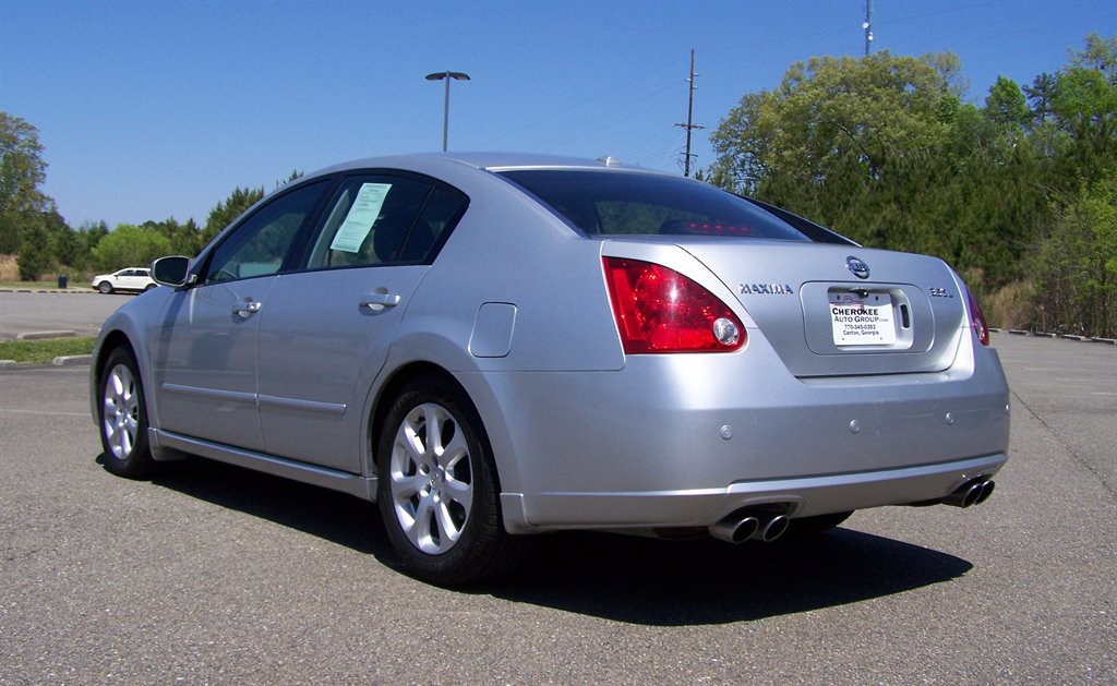 Used 2008 Nissan Maxima 3.5 SL w/ Platinum Edition Pkg image 2