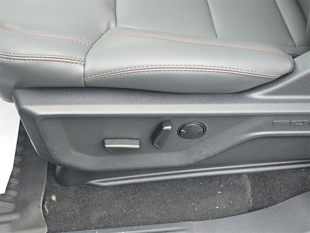 New 2025 Ford Expedition Max Active image 13