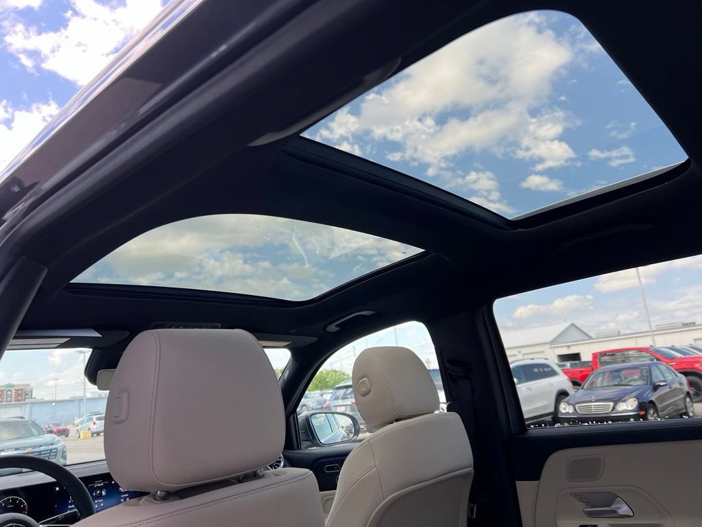 New 2026 Mercedes-Benz GLB 250 4MATIC image 28