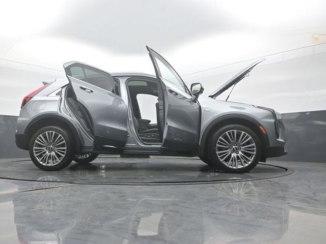 Used 2024 Cadillac XT4 Premium Luxury FWD image 59