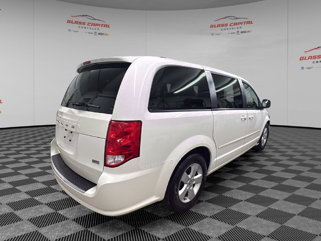 Used 2013 Dodge Grand Caravan SE FWD image 7