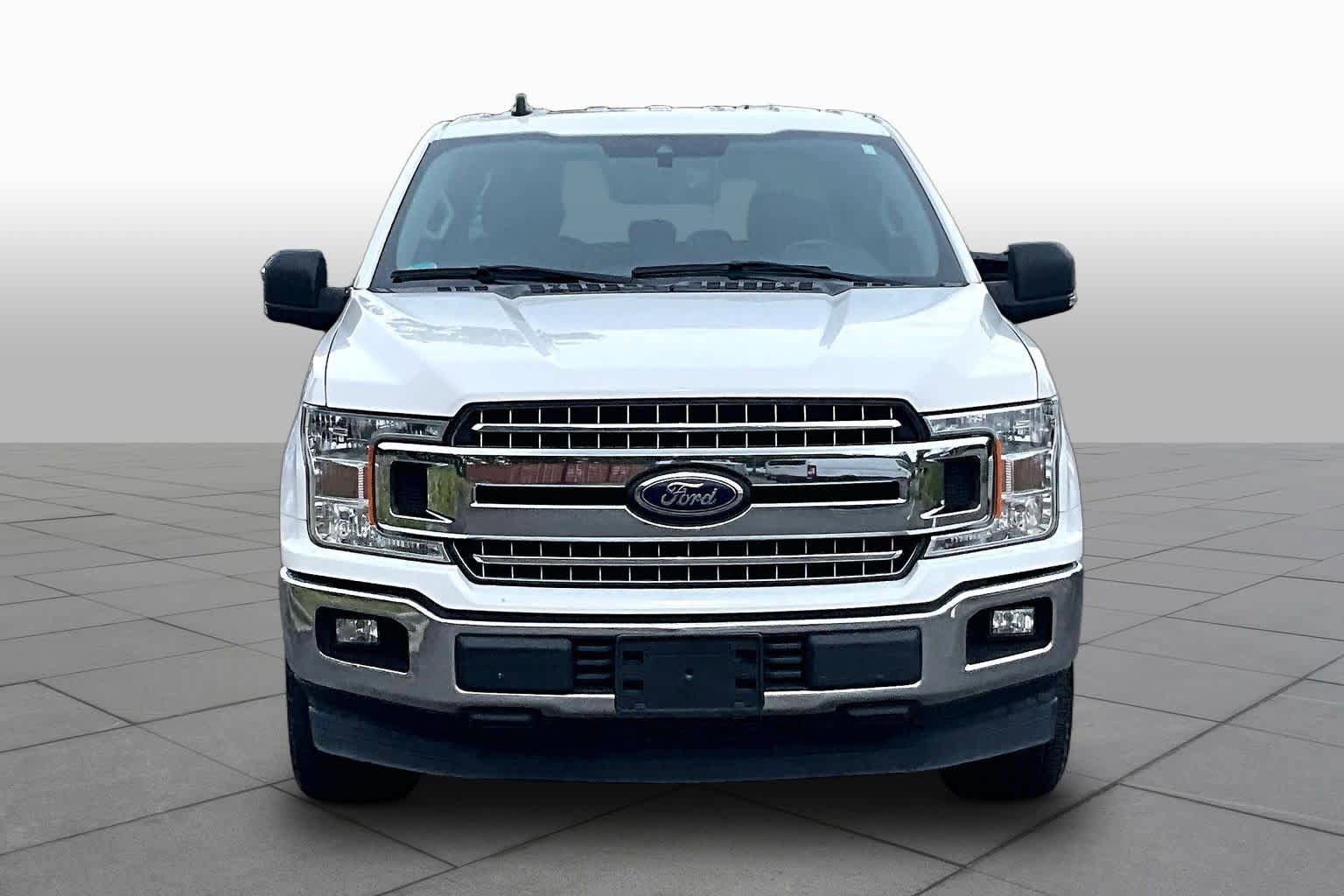 Used 2019 Ford F150 XLT w/ Equipment Group 302A Luxury RWD image 3