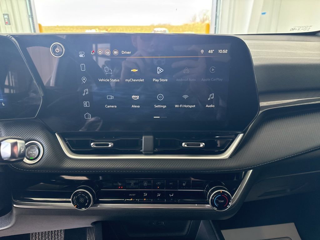 Used 2025 Chevrolet Equinox LT image 12