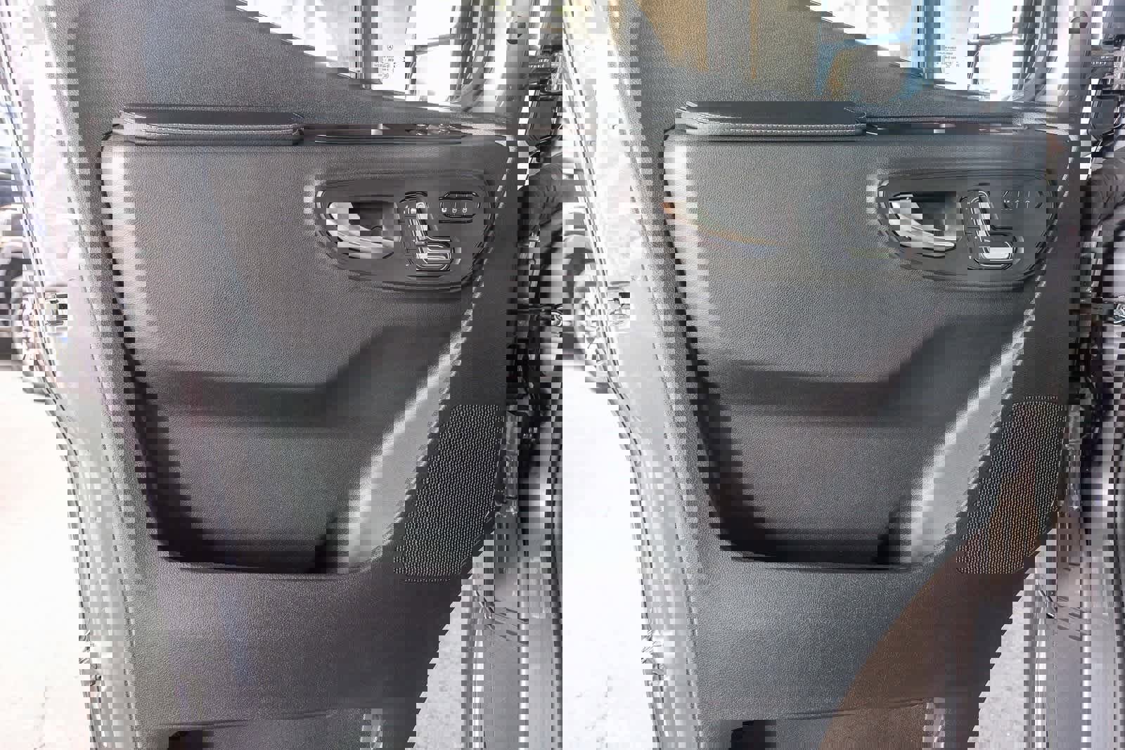 Used 2024 Mercedes-Benz Sprinter 2500 image 25