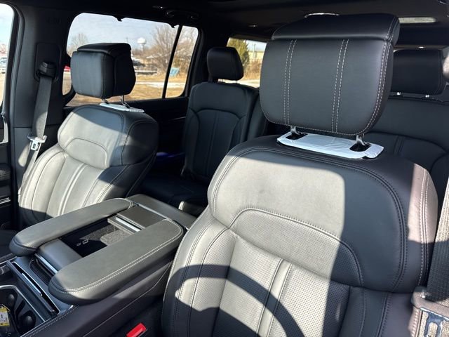 New 2026 Jeep Grand Wagoneer Summit w/ Premium Group III image 11
