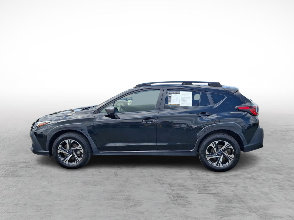Used 2024 Subaru Crosstrek 2.0i Premium AWD/4WD image 2