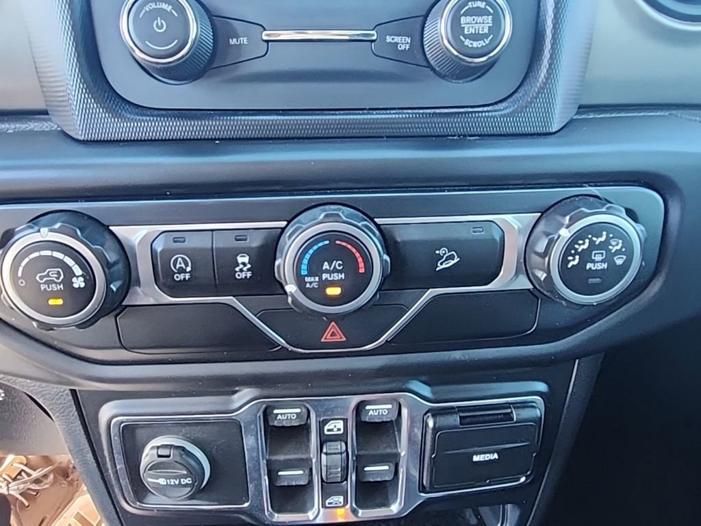 Certified 2019 Jeep Wrangler Unlimited Sport S image 7