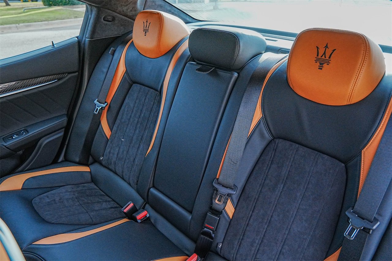 Used 2024 Maserati Ghibli Trofeo image 35