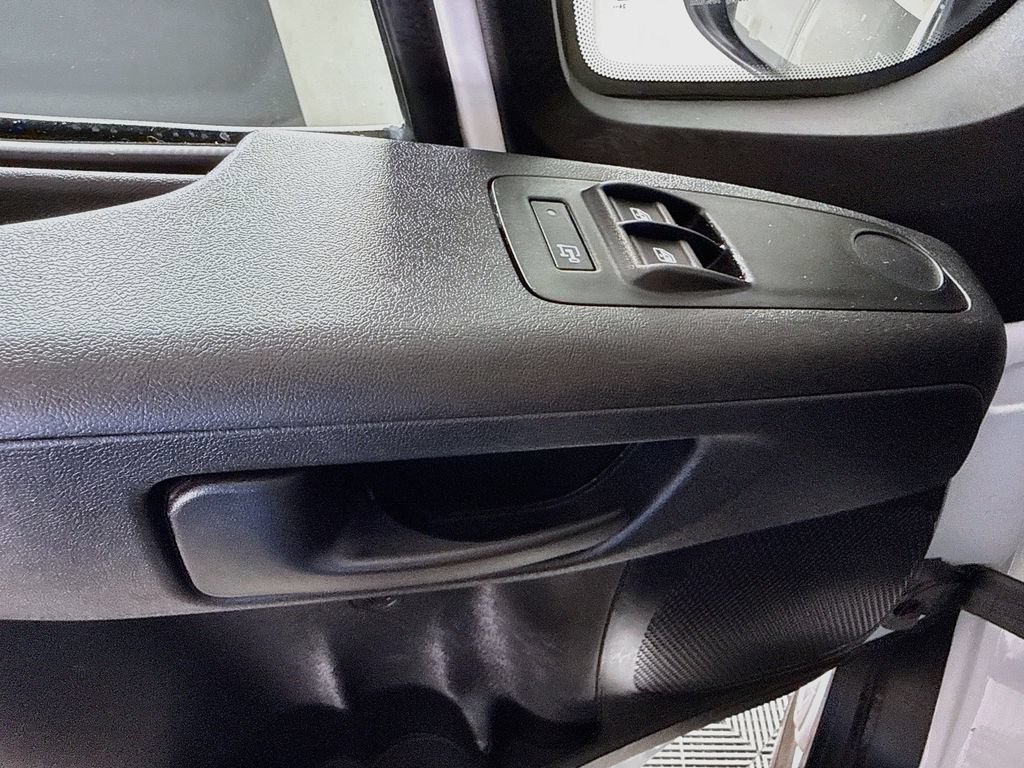 Used 2025 RAM ProMaster 2500 w/ U-Haul Equipment Group FWD image 20