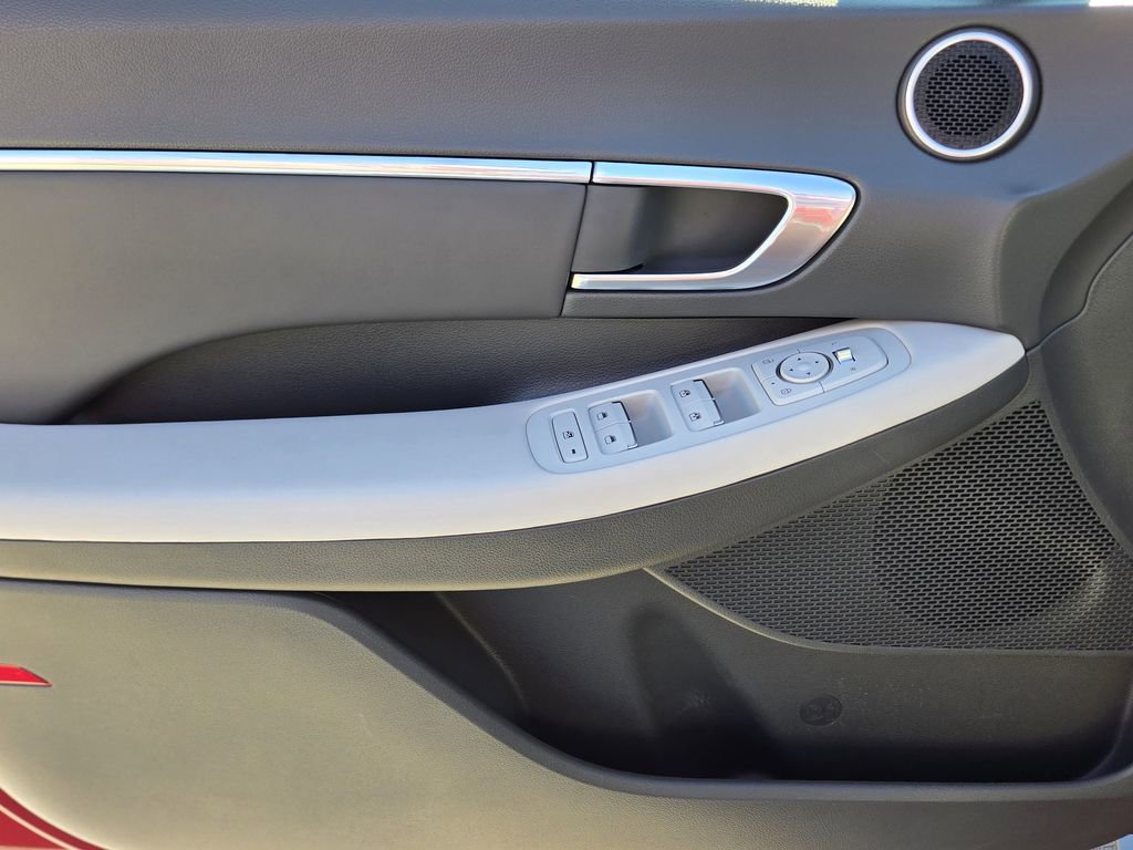 Used 2023 Hyundai Sonata SEL w/ Cargo Package image 30