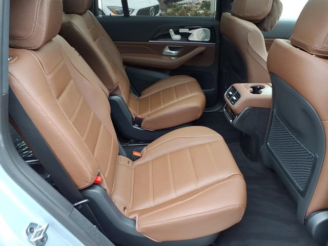 New 2026 Mercedes-Benz GLS 580 4MATIC image 20