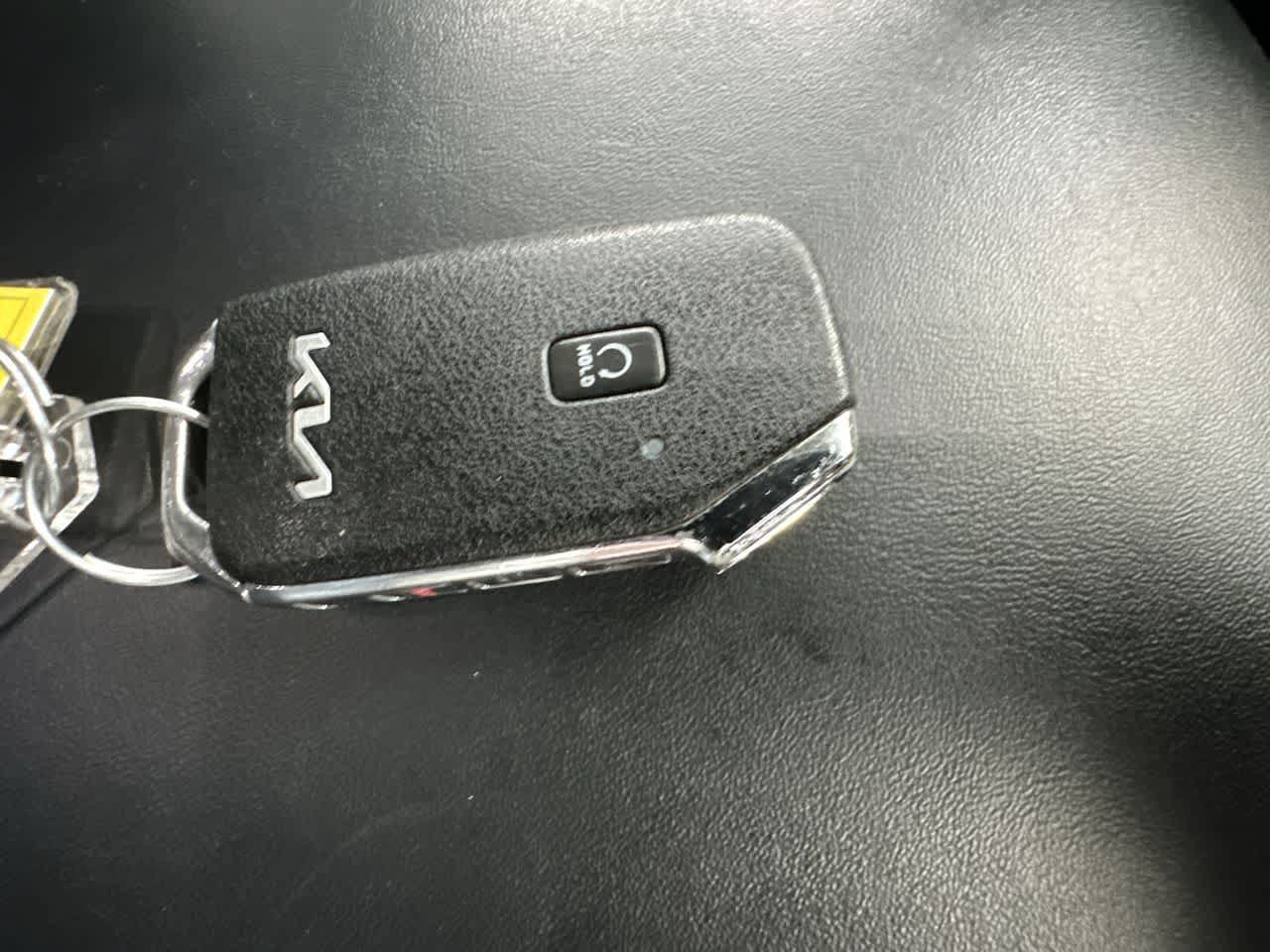 Used 2022 Kia Telluride EX w/ EX Premium Package FWD image 28
