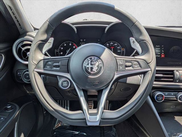 Used 2019 Alfa Romeo Giulia Ti RWD image 10