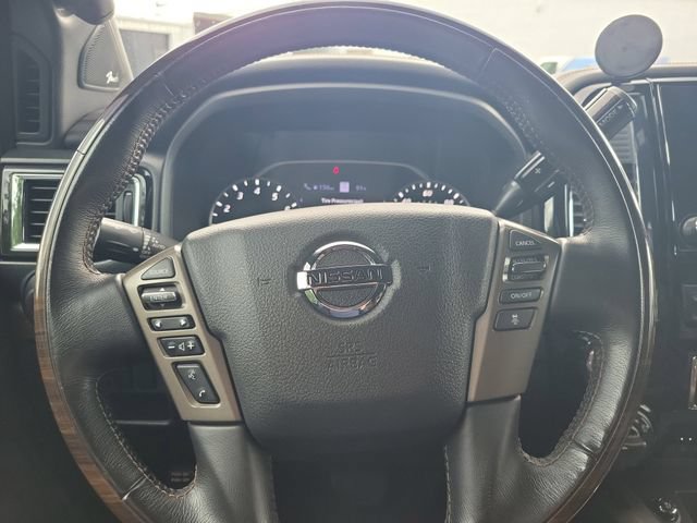 Used 2021 Nissan Titan Platinum Reserve w/ Moonroof Package AWD/4WD image 18