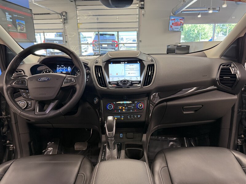 Used 2019 Ford Escape Titanium AWD/4WD image 40