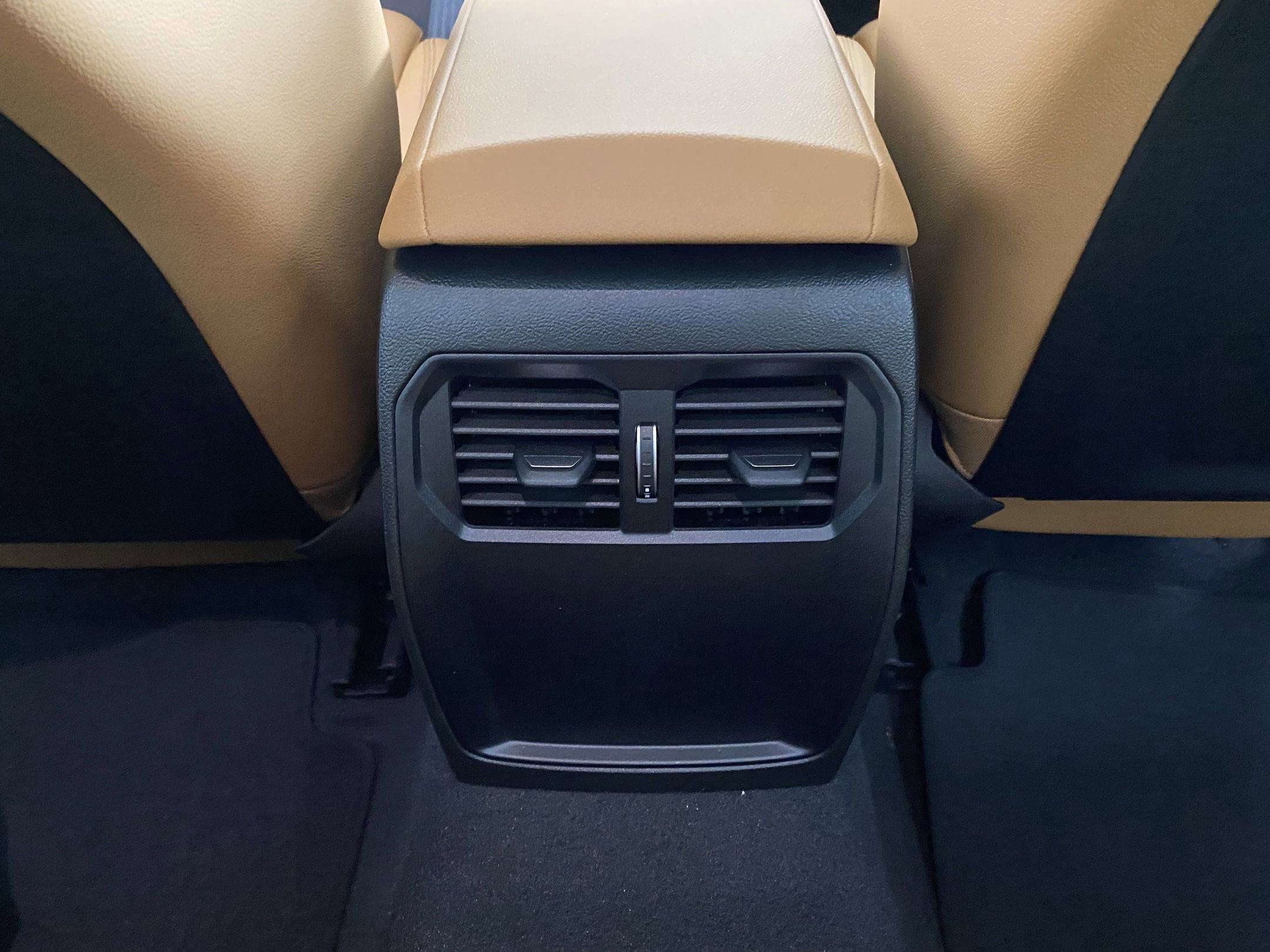 Used 2025 BMW 230i xDrive 230i xDrive w/ Premium Package image 28