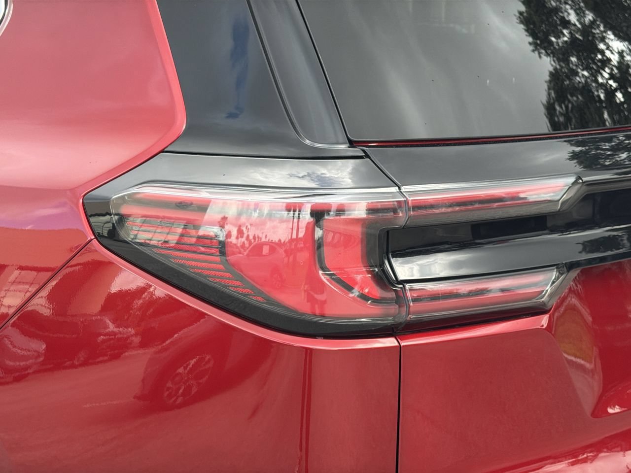 Used 2026 GMC Acadia Denali Ultimate FWD image 7