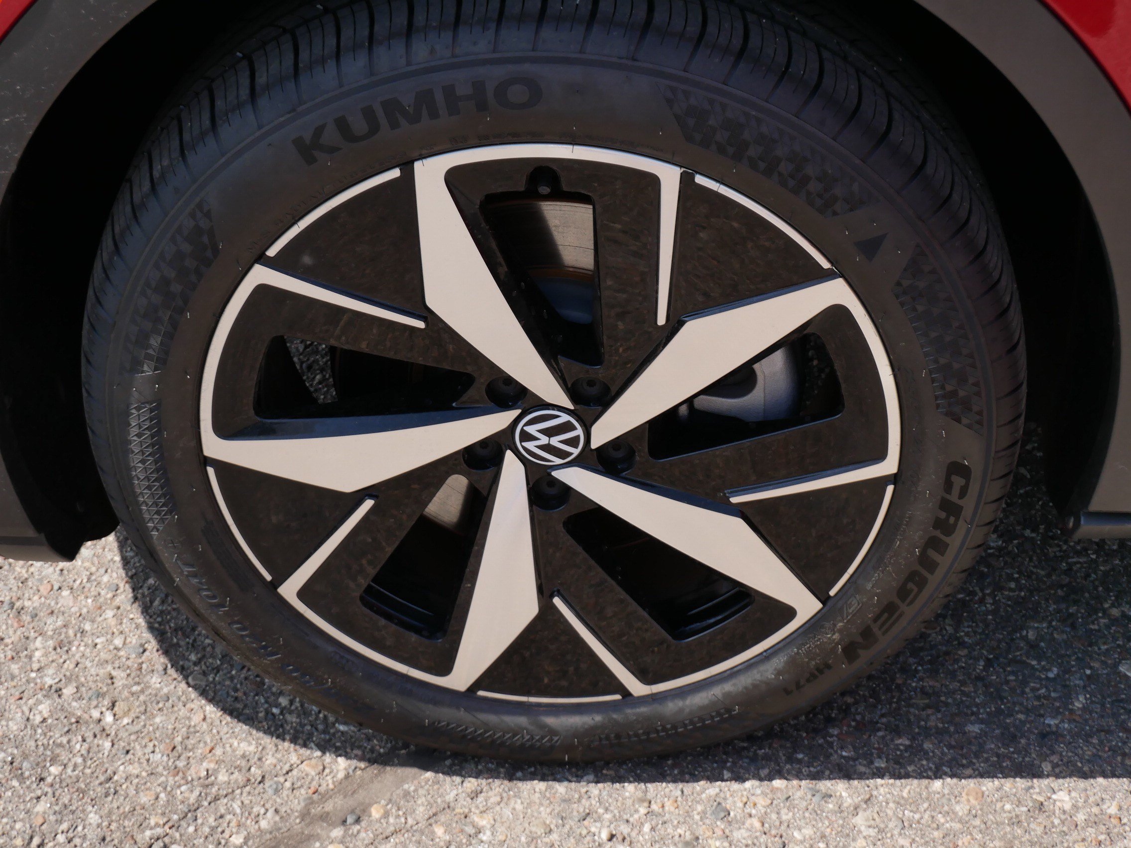 Used 2023 Volkswagen ID.4 Pro S AWD/4WD image 15