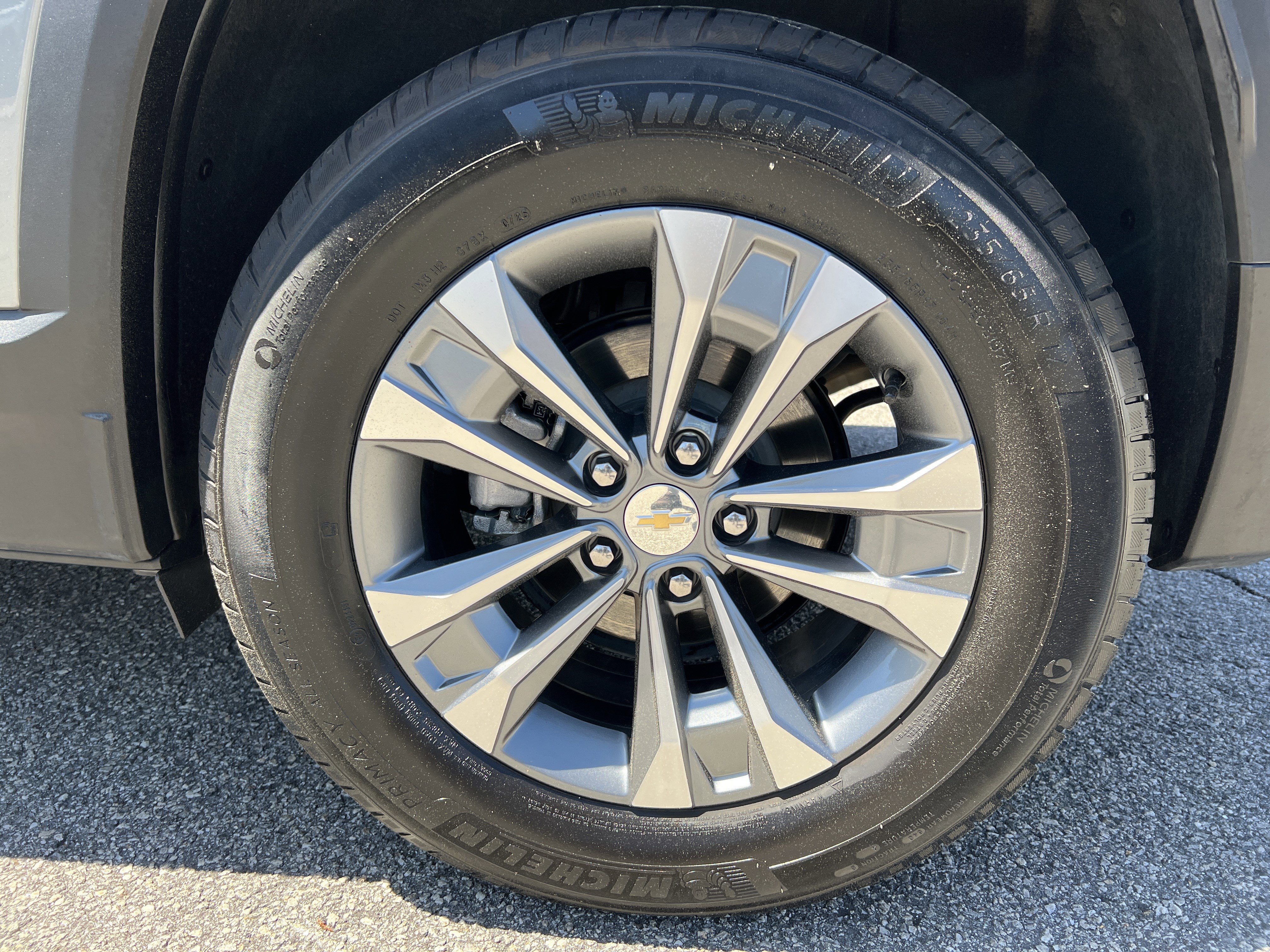 Used 2025 Chevrolet Equinox LT AWD/4WD image 30