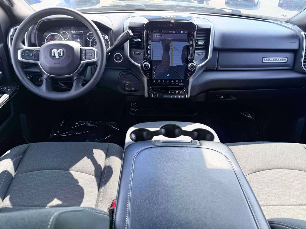Used 2025 RAM 2500 Big Horn AWD/4WD image 3