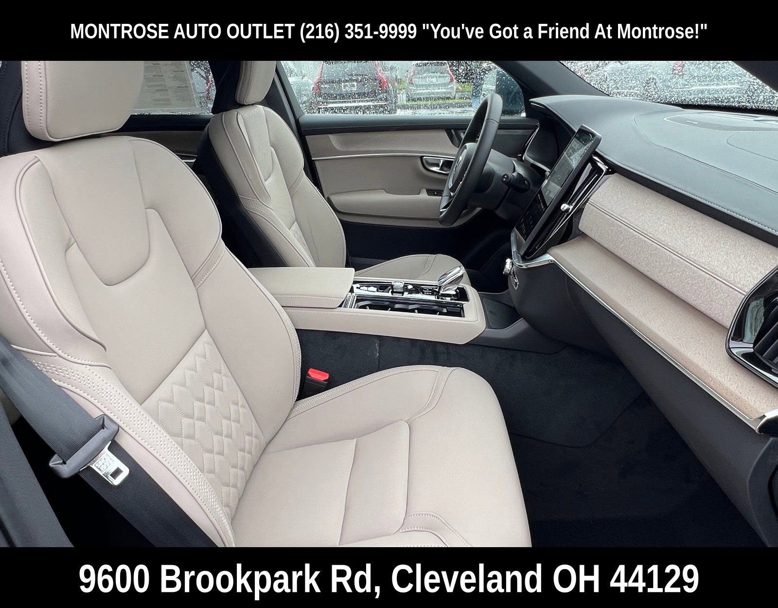 New 2026 Volvo XC90 B6 Plus w/ Protection Package Premier AWD/4WD image 18