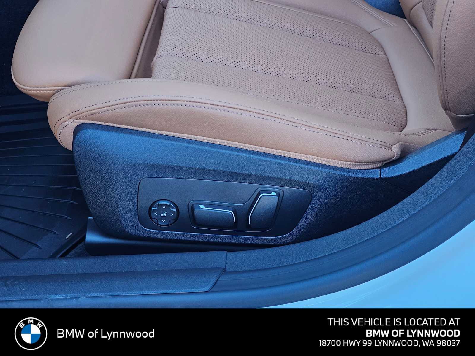 New 2026 BMW 430i xDrive w/ M Sport Package AWD/4WD image 24