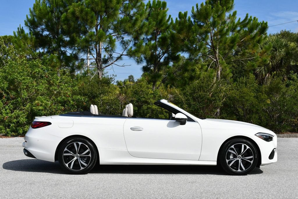 Used 2024 Mercedes-Benz CLE 300 4MATIC Cabriolet image 45