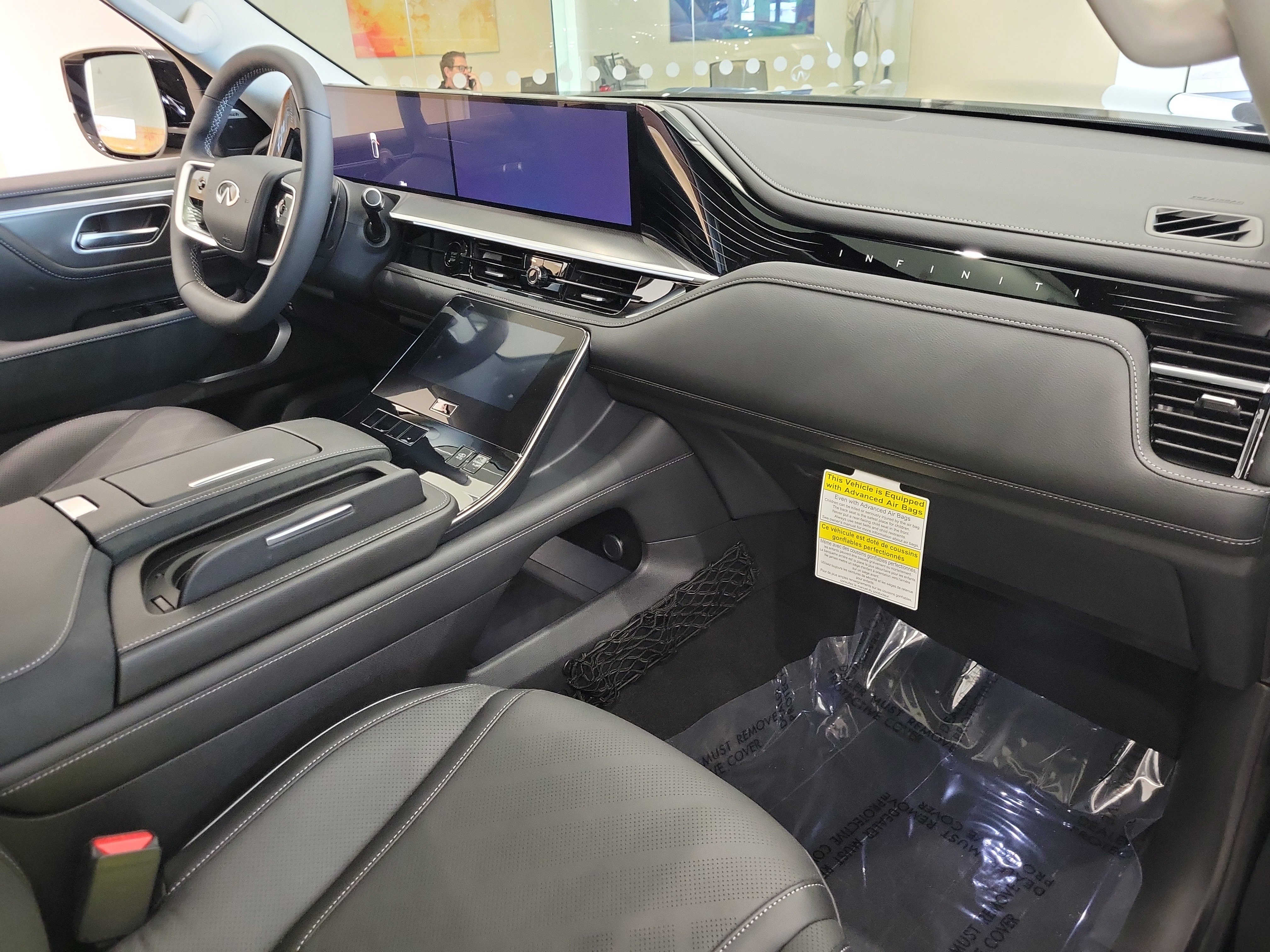 New 2026 INFINITI QX80 Luxe image 12