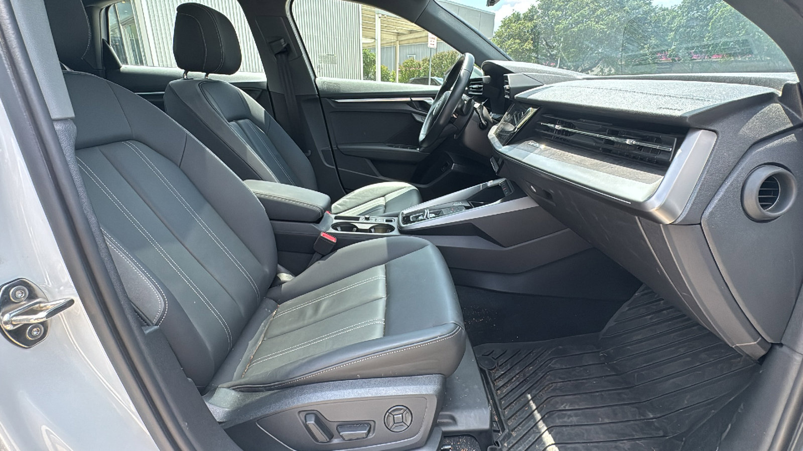 Used 2024 Audi A3 2.0T Premium Plus w/ Premium Plus Package AWD/4WD image 27