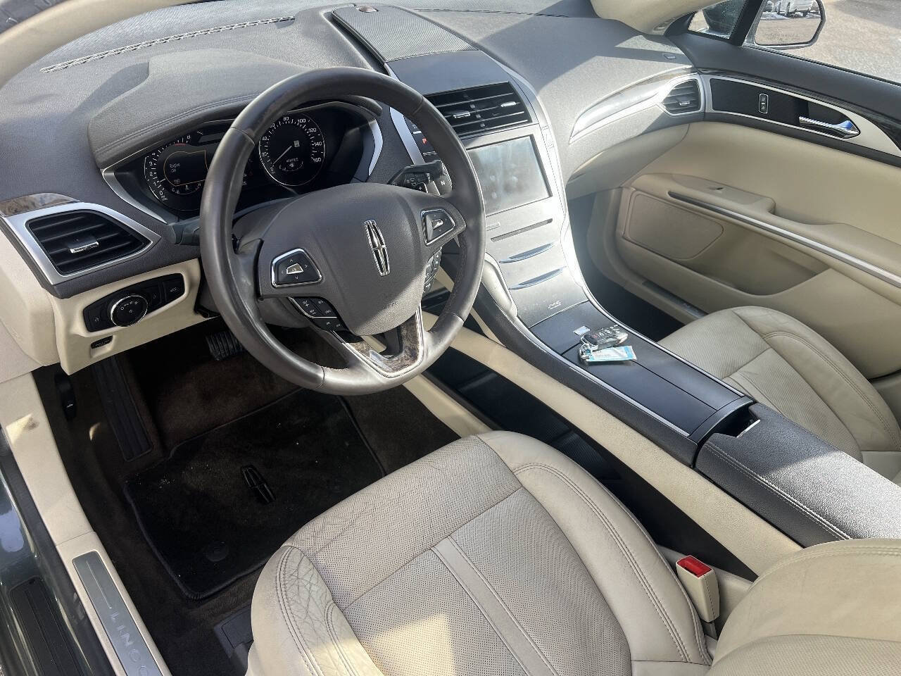 Used 2015 Lincoln MKZ AWD w/ Equipment Group 102A Reserve image 11