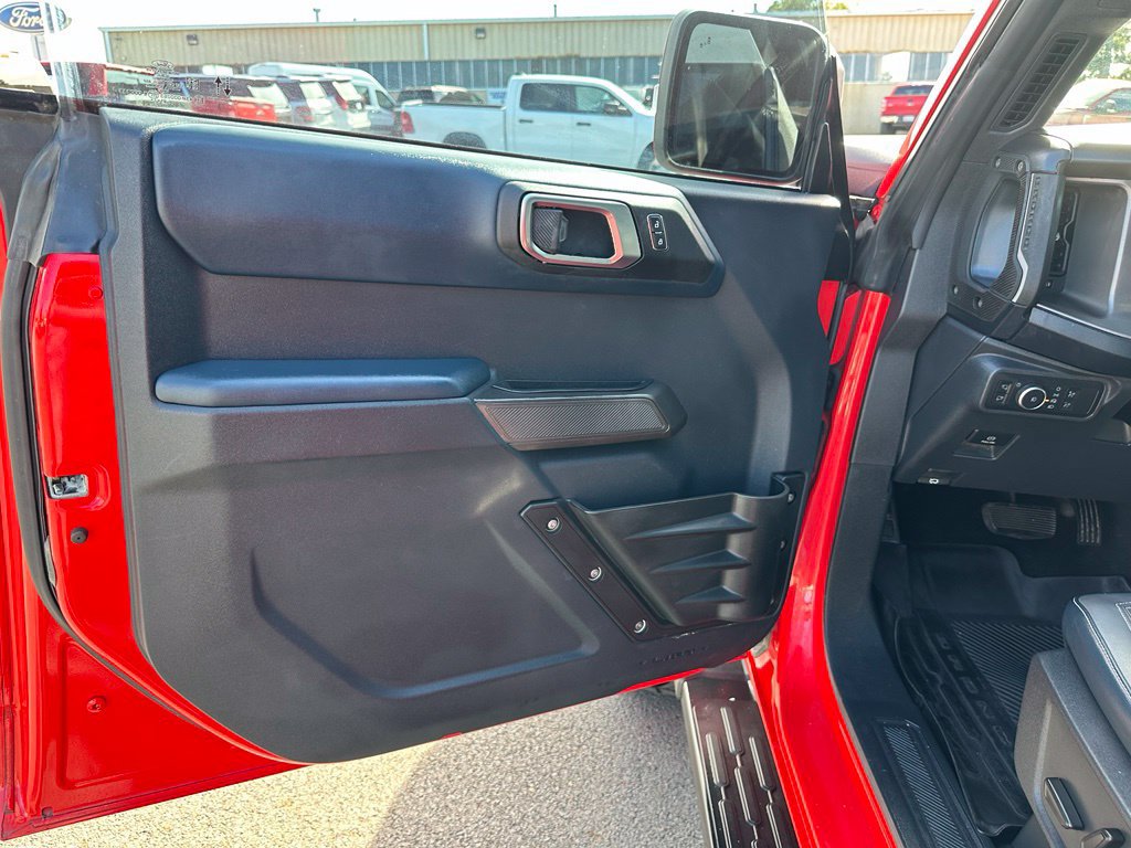 Used 2021 Ford Bronco Outer Banks AWD/4WD image 16