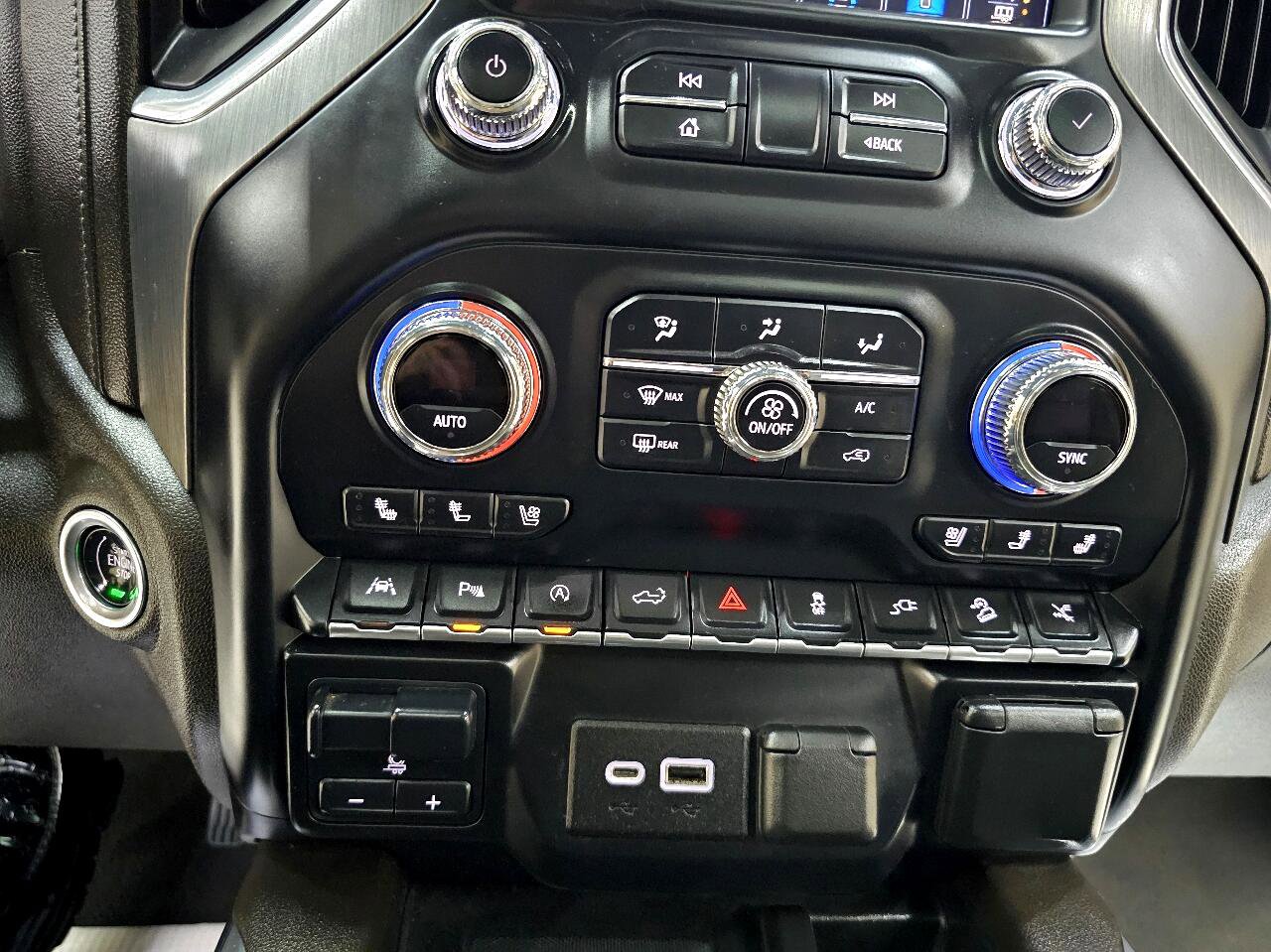 Used 2022 GMC Sierra 1500 Denali w/ Denali Premium Package image 34