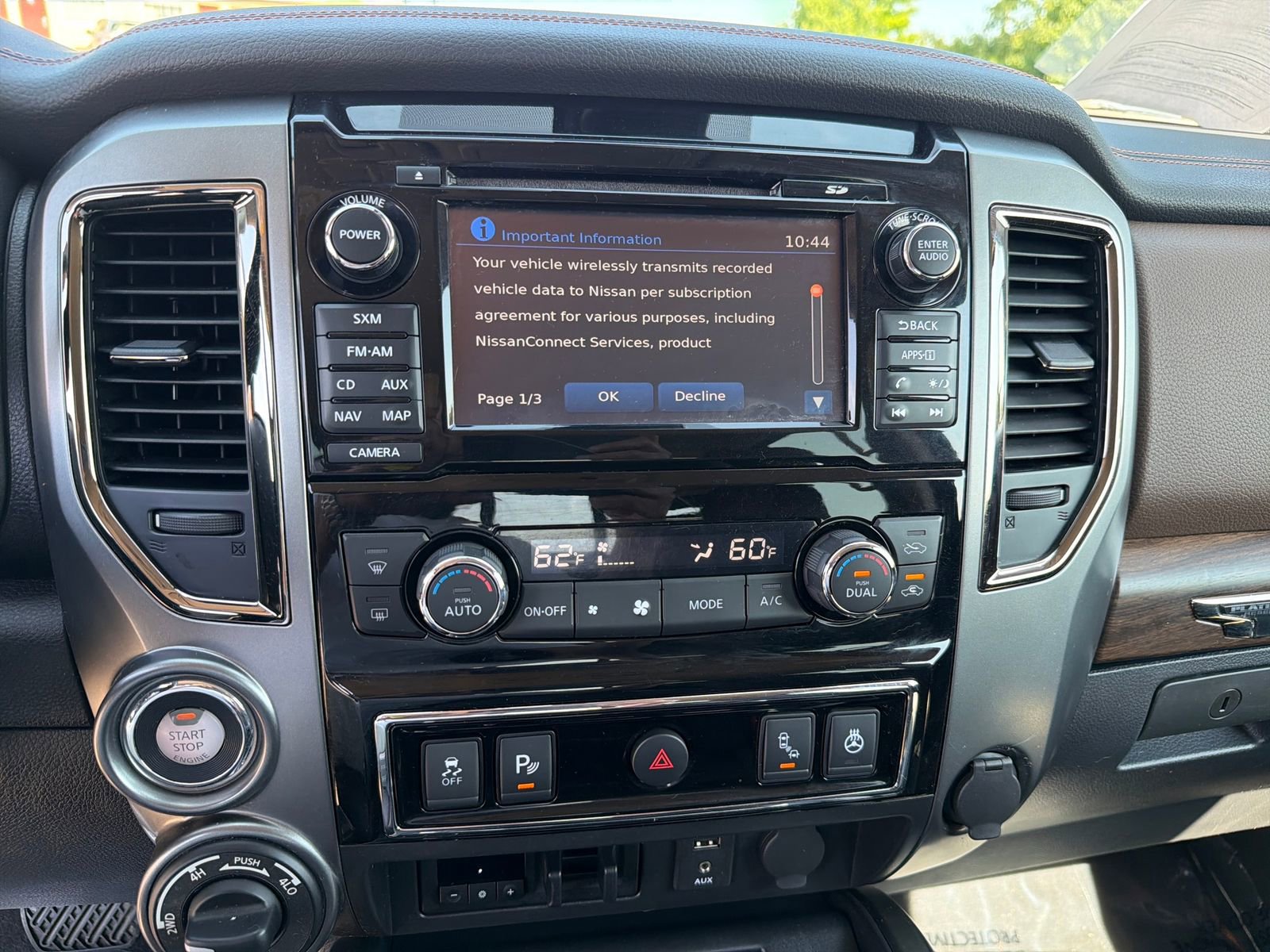 Used 2017 Nissan Titan Platinum Reserve AWD/4WD image 20