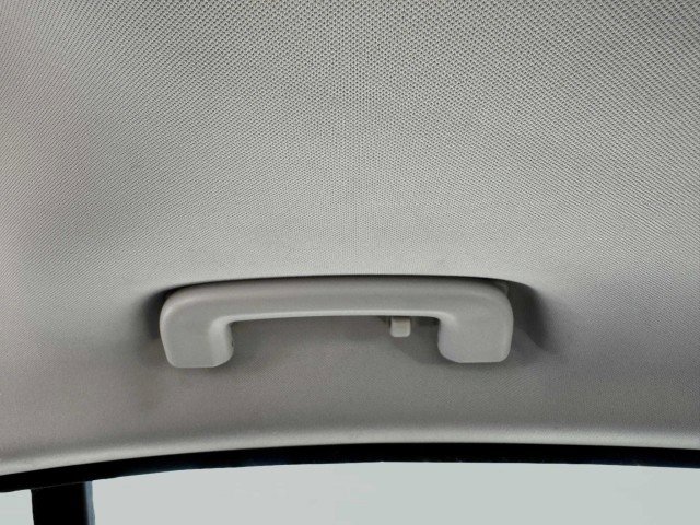 Used 2019 Jaguar XE Premium image 42